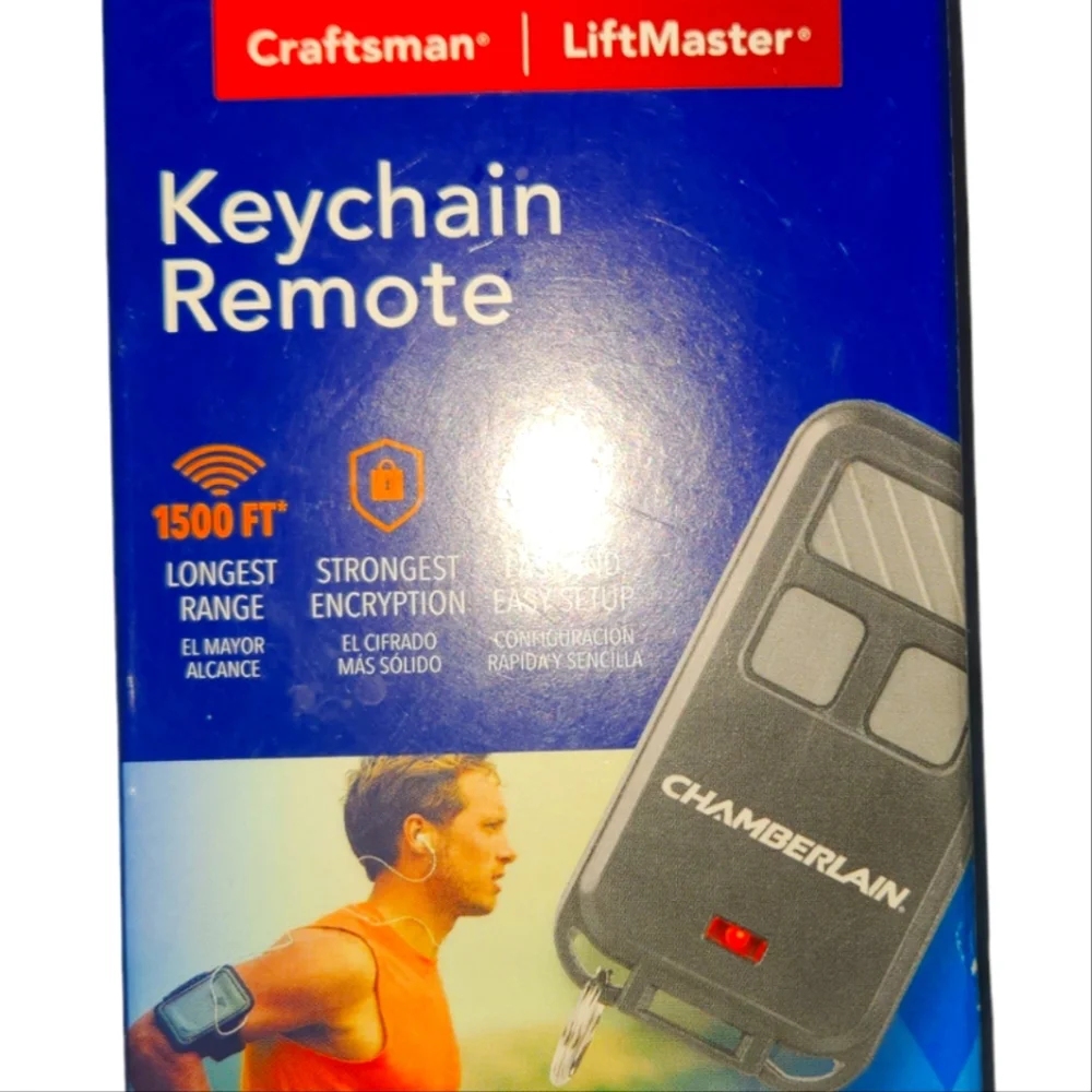 Chamberlain Keychain Remote - Picture 1 of 4